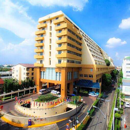 玄学生意藏入互联网 电商平台占卜生意改头换面，微信小程序、占卜APP